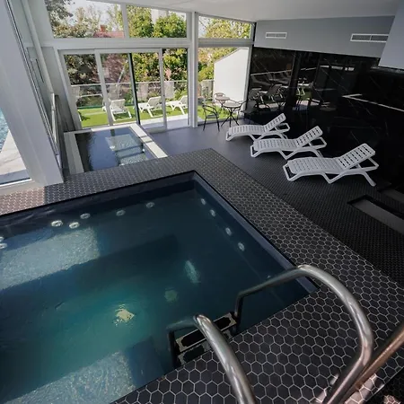 Villa Bauhaus Penthouse Wellness Apartman Siofok Exterior photo